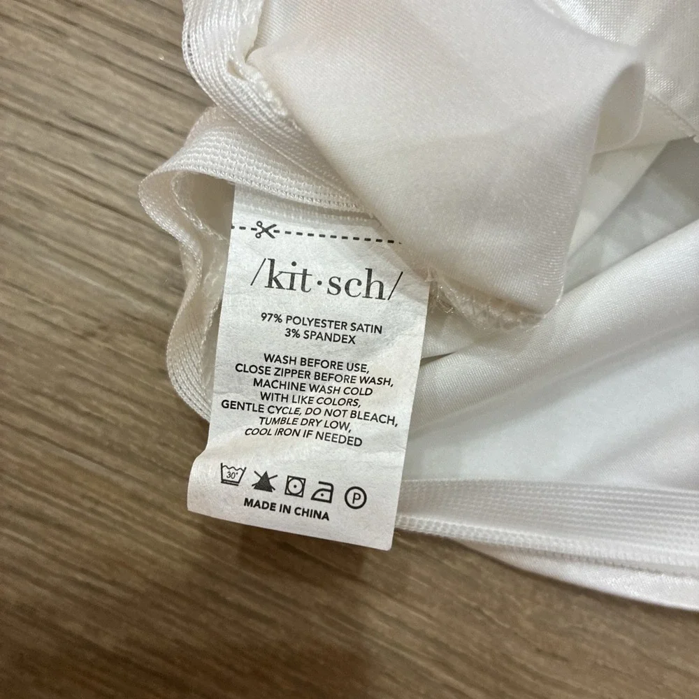 Kitsch received this